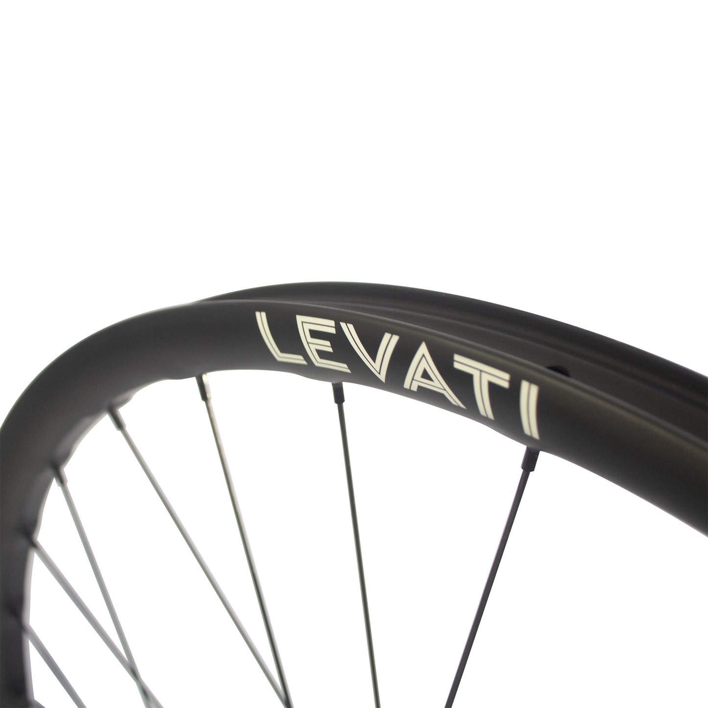 Levati XC32 Logo